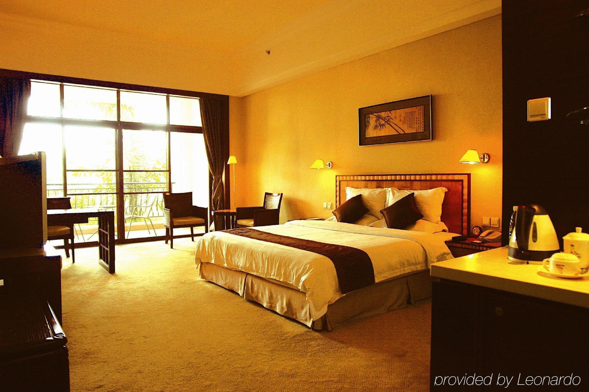 Country Garden Holiday Islands Hotel Guangzhou Room photo